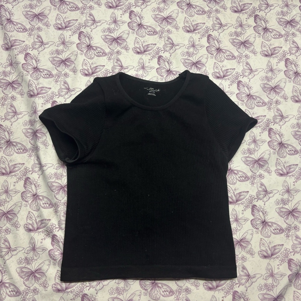 🍄Urban Outfitters Black Ribbed Crop Tee